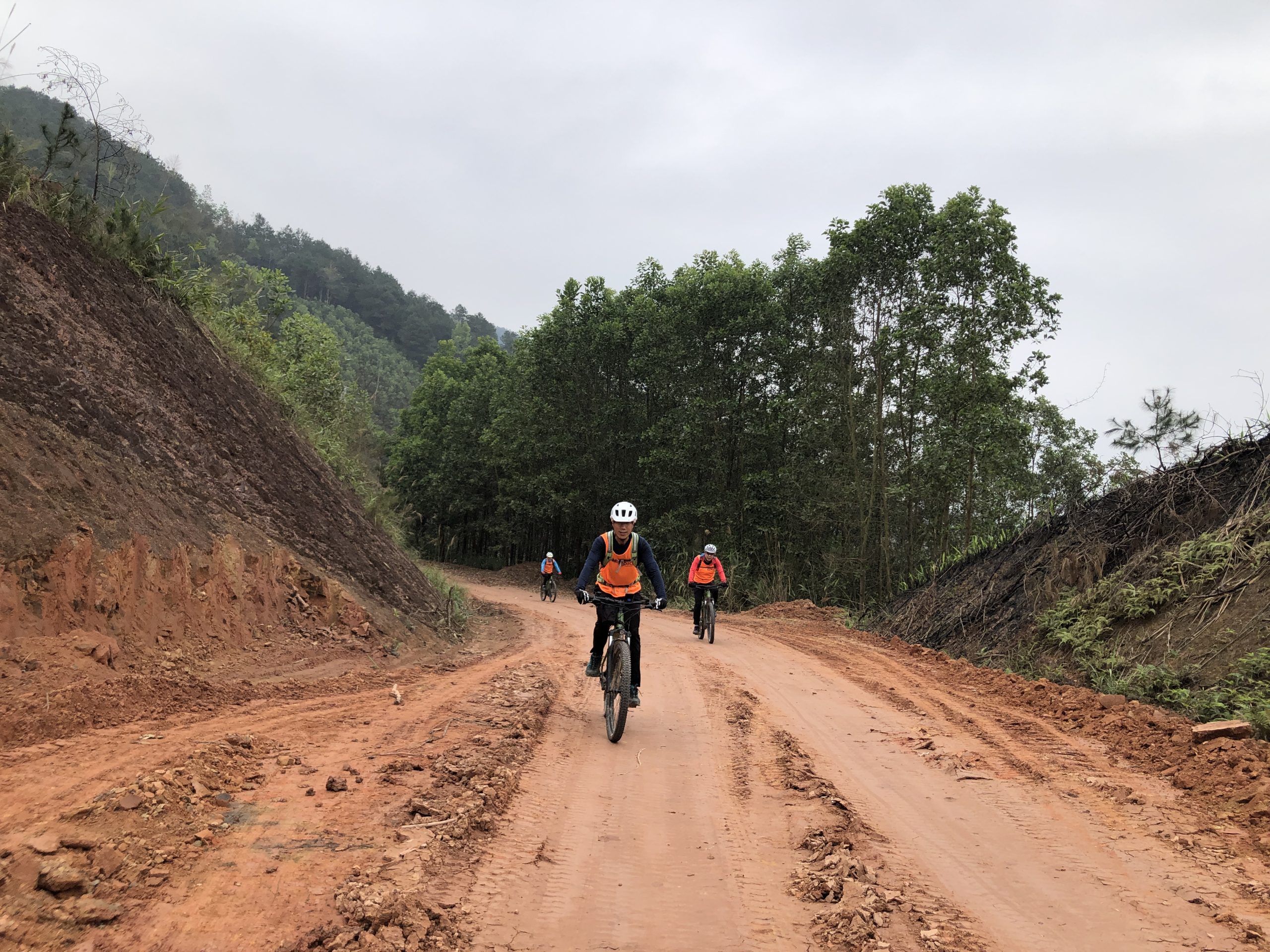 Northeast MTB Expedition – Conquer the Roads of Mong Cai, Cao Bang, and Ha Giang 15 Days